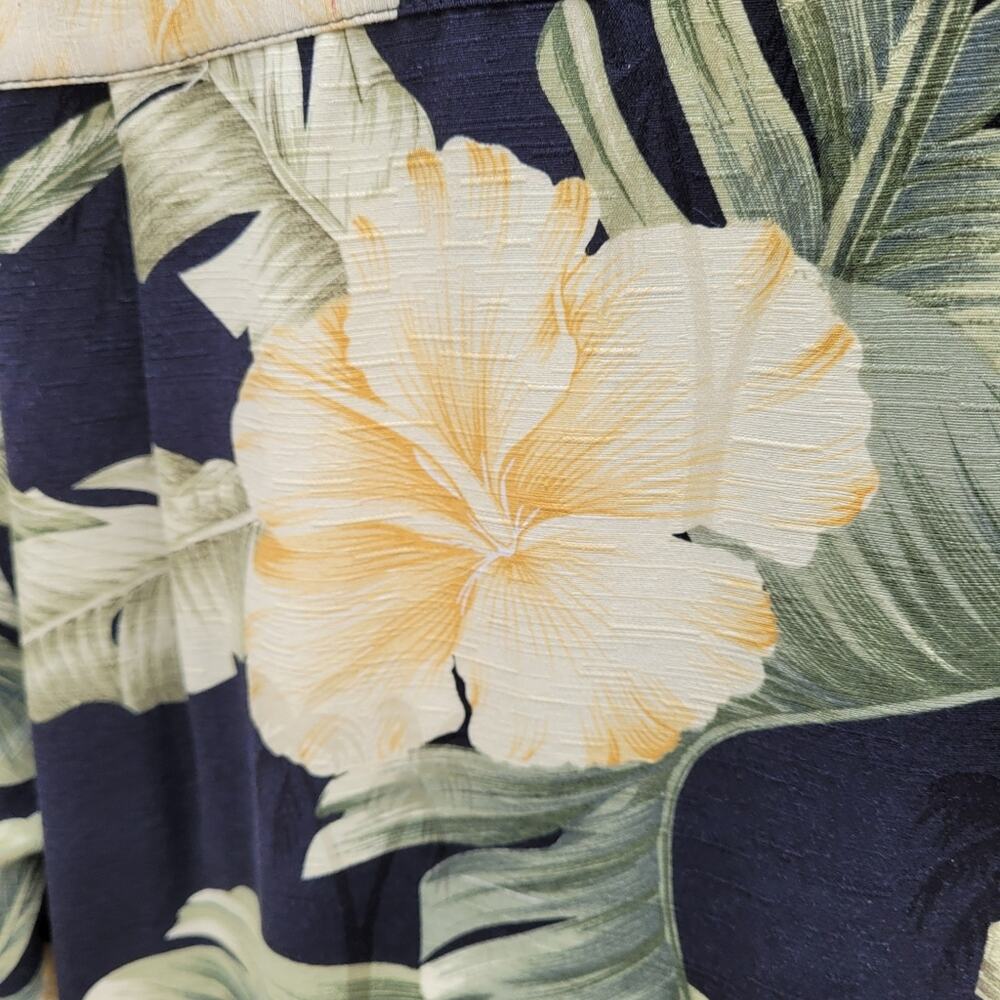 Platinum Tropical Floral Silk Shirt size Medium - Picture 8 of 13